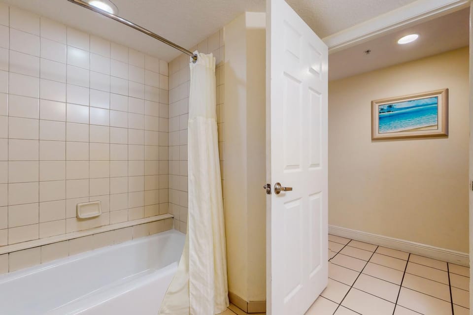 Bathroom, Bath