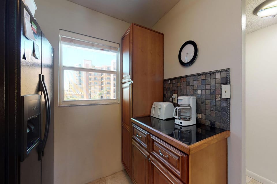 Kitchen or kitchenette, kitchen