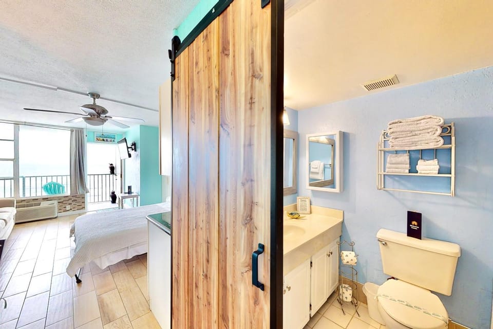 Bathroom, Bath