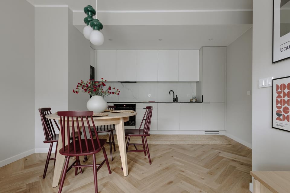 Kitchen or kitchenette, Dining area, dishwasher, microwave, oven, stove, kitchen