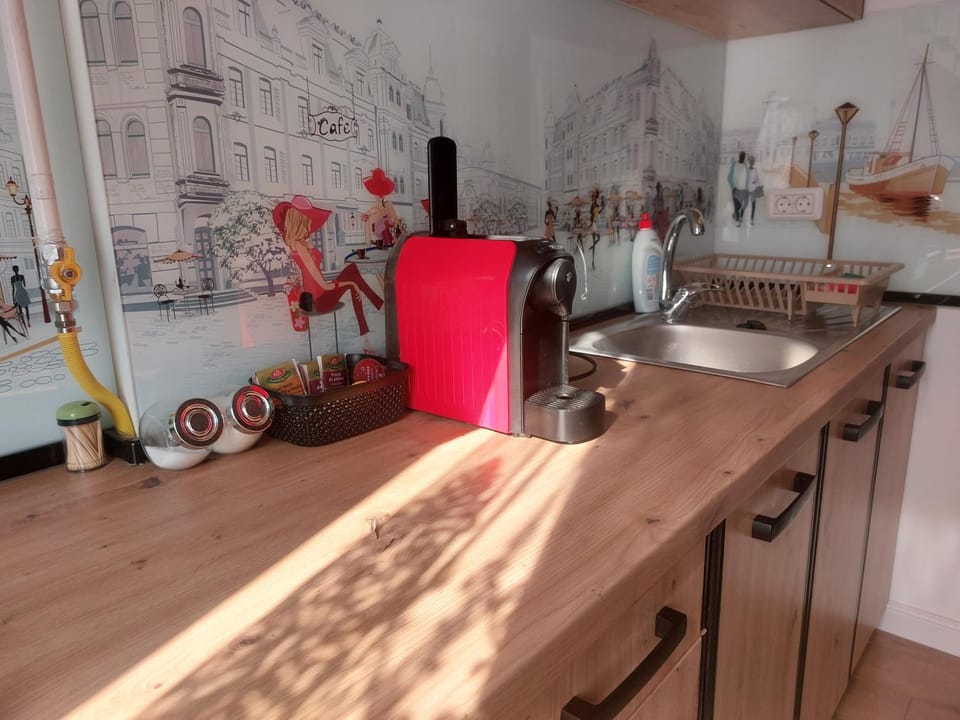 Coffee/tea facilities, On site, Time of day
