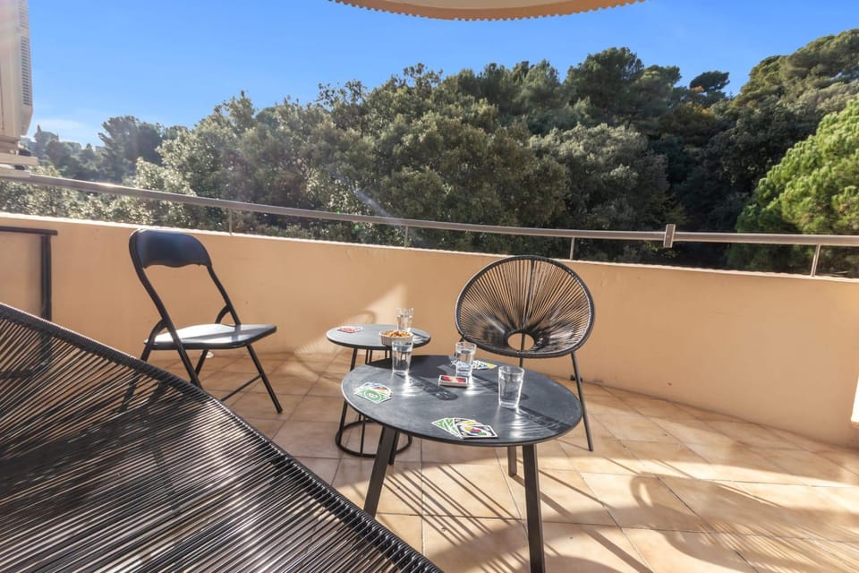 Le Pin - Peaceful - Parking - Comfort - AC Apartment in French Riviera