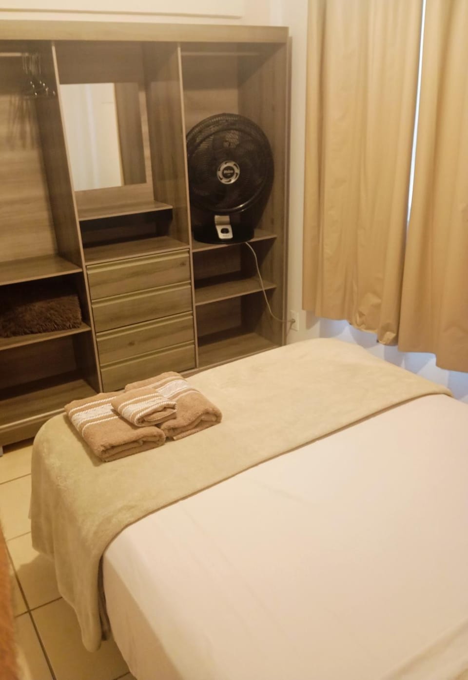 Bed, Bedroom, towels, wardrobe