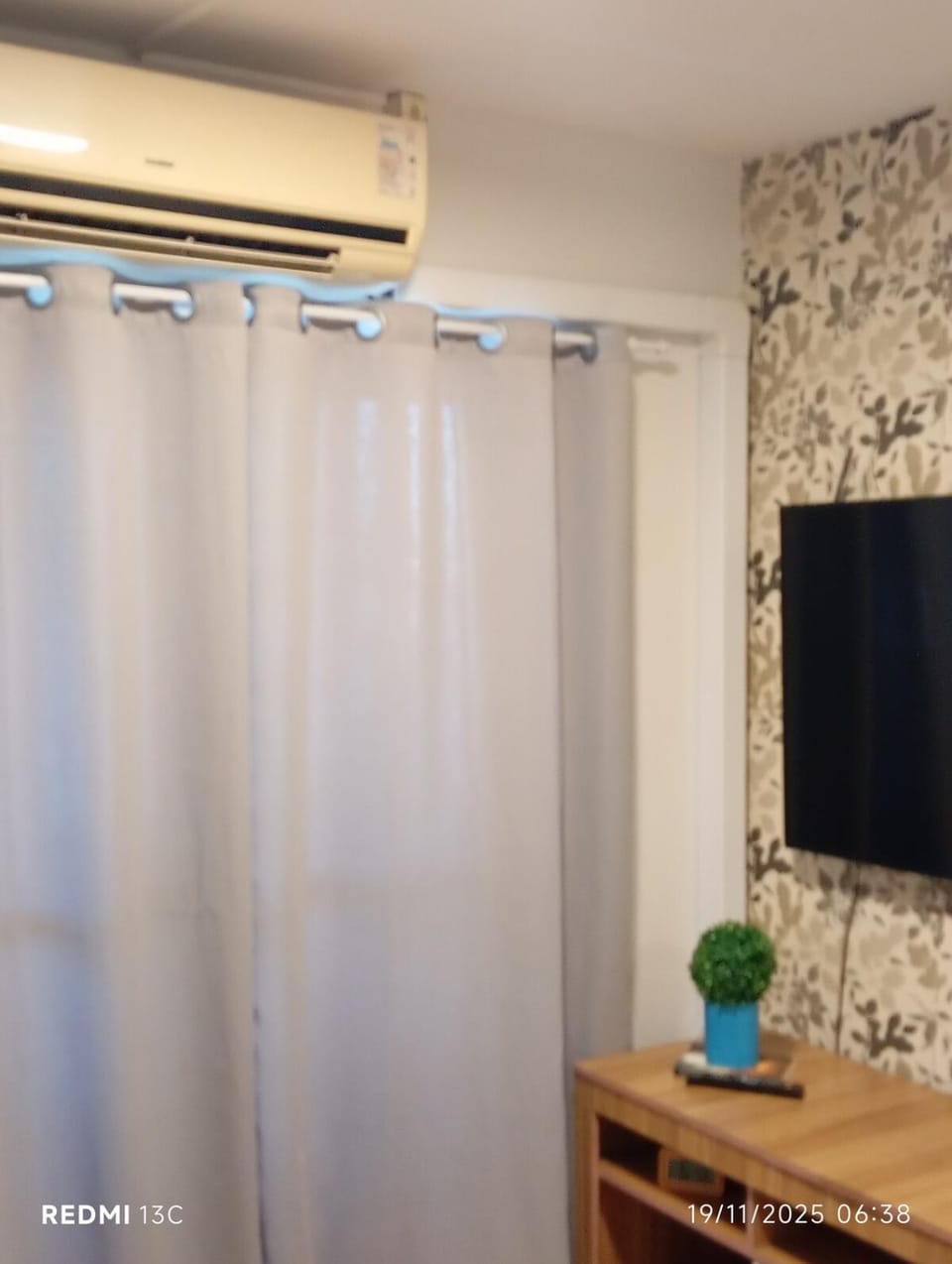 TV and multimedia, air conditioner