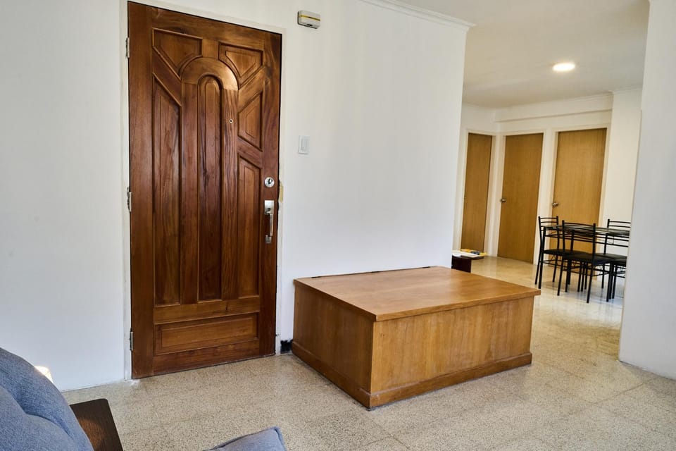Lindo Apartamento a 10 Minutos del Centro Comercial Sambil Candelaria Apartment in Caracas