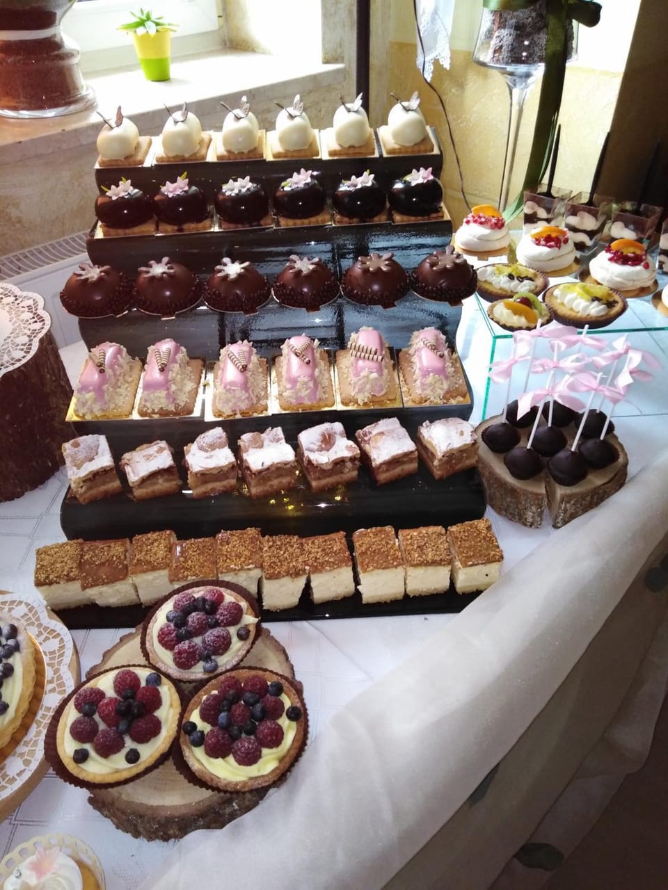 Food and drinks, Banquet/Function facilities, Food, wedding
