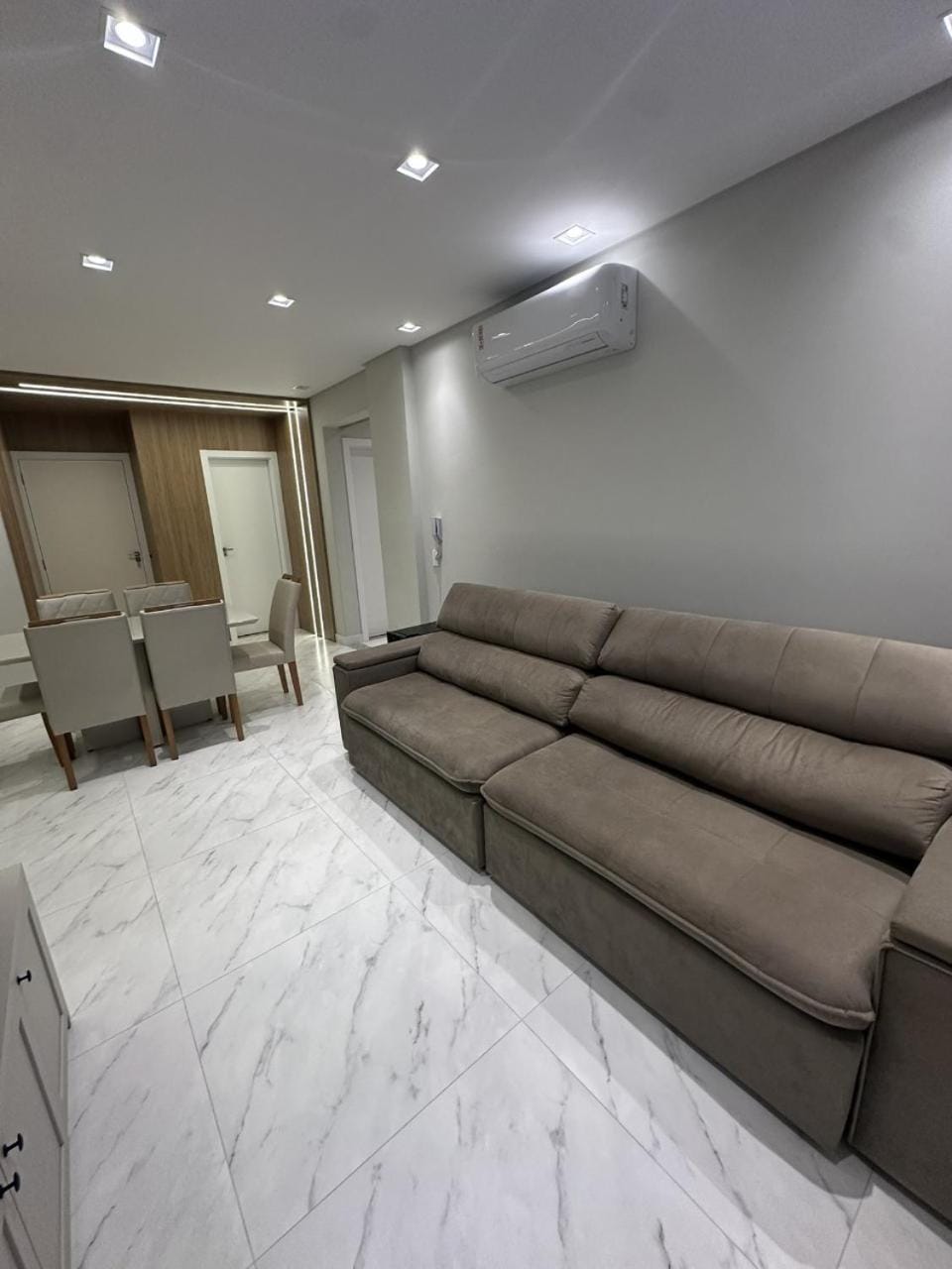 Apto espaçoso Praia de Bombas Apartment in Porto Belo