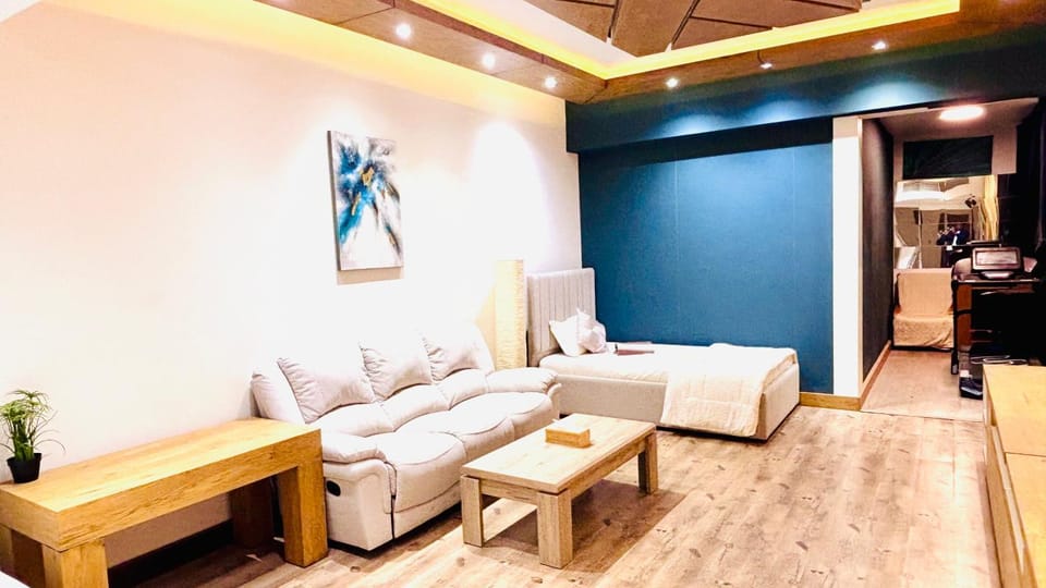 La Vista Home Stay with Parking Apartment in Ajman