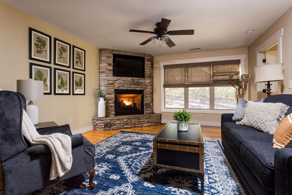 The Maple Cottage House in Asheville
