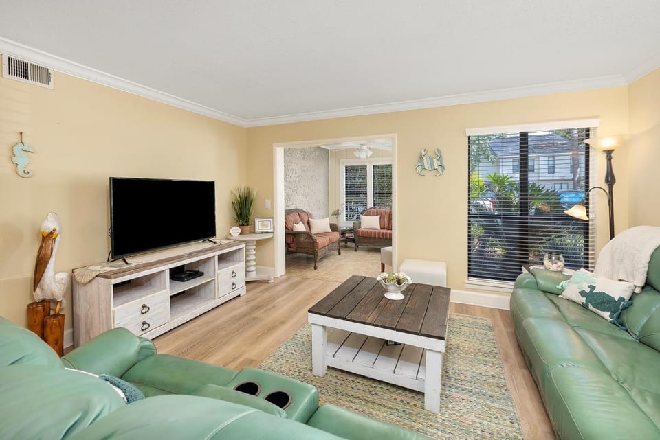 Island Retreat #2513-2 House in Saint Simons Island