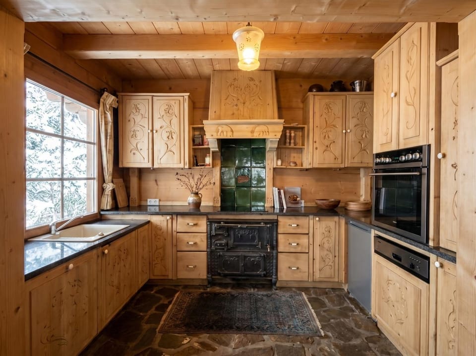 Kitchen or kitchenette, dishwasher, minibar, oven, pet friendly, stove