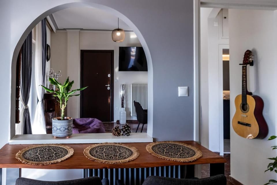 Boho Aura Acropolis View & Private Terrace Apartment in Athens