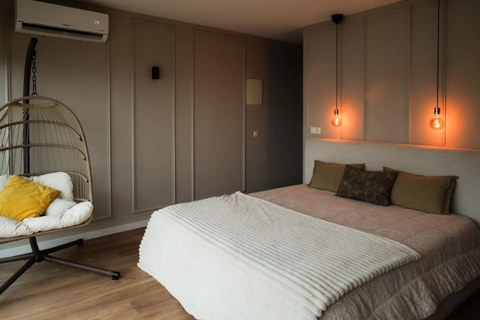 Trihouse Douro and Sea View - jacuzzi only in Room 4 - Jacuzzi apenas no quarto 4 Apartment in Porto