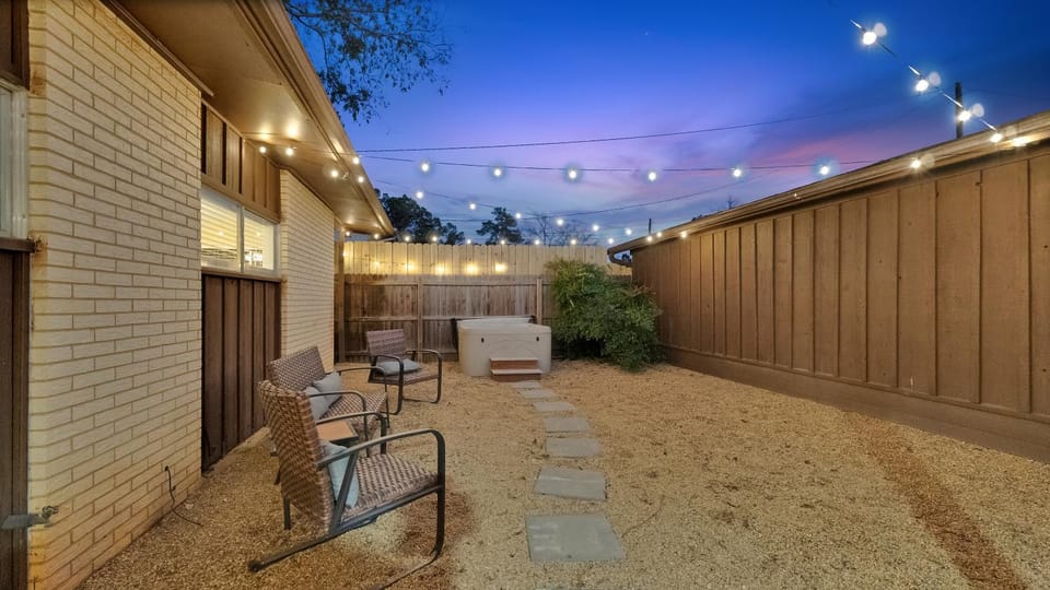 Patio, Hot Tub