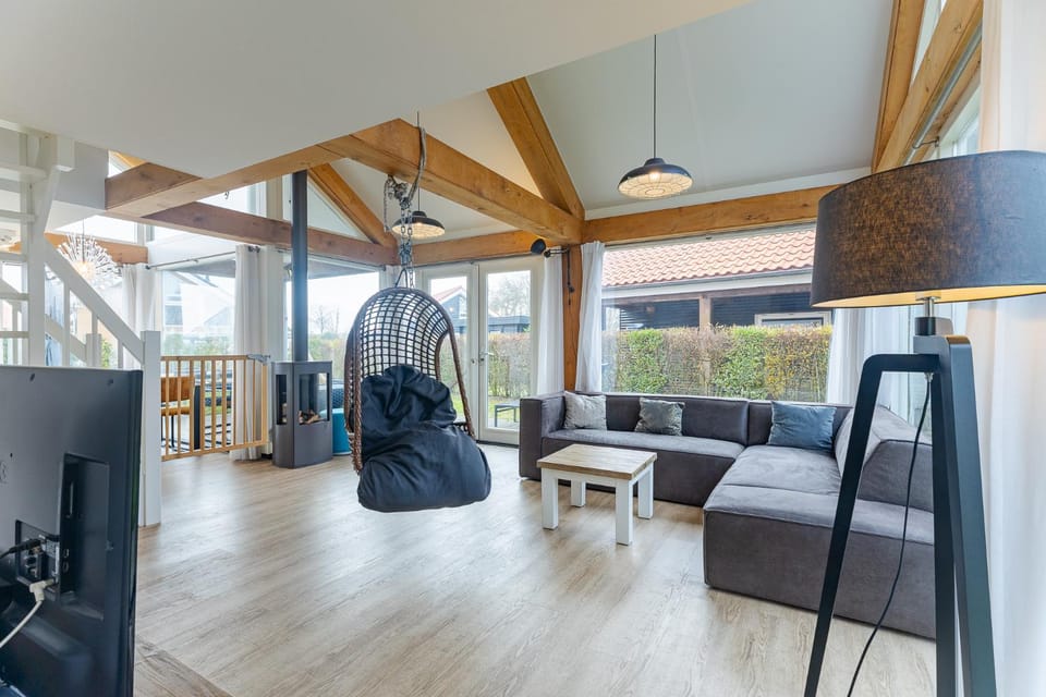 Zonnedorp 1 Solskin Renesse | Beach Holiday in Modern Holiday Home House in Noordwelle