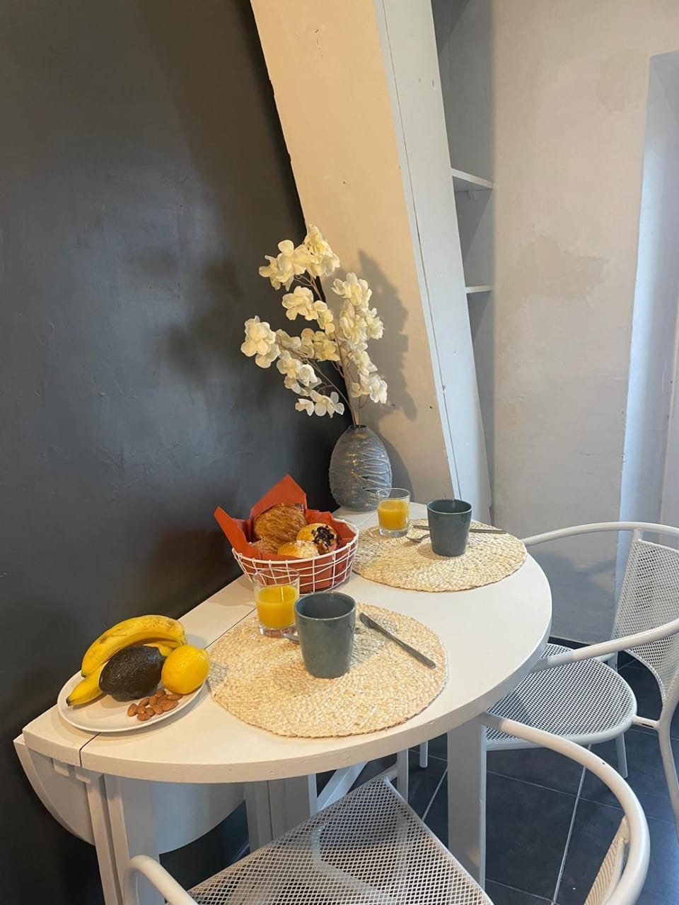 Le Week 5 min Palais 3 bedrooms WIFI Apartment in Cannes