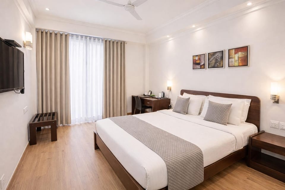 Bed, Photo of the whole room, Bedroom
