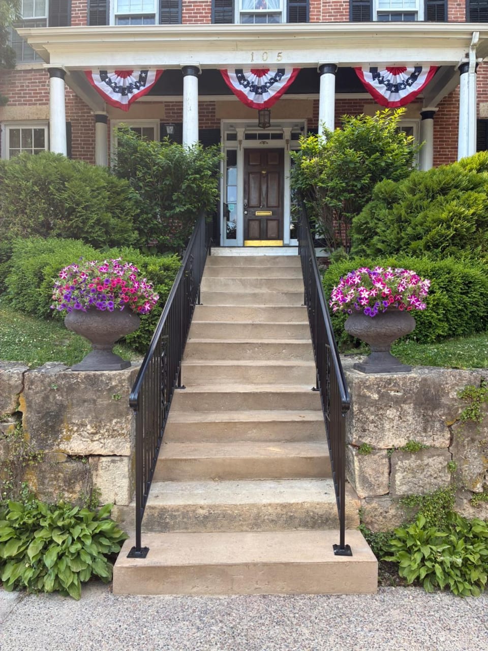 Property building, Facade/entrance