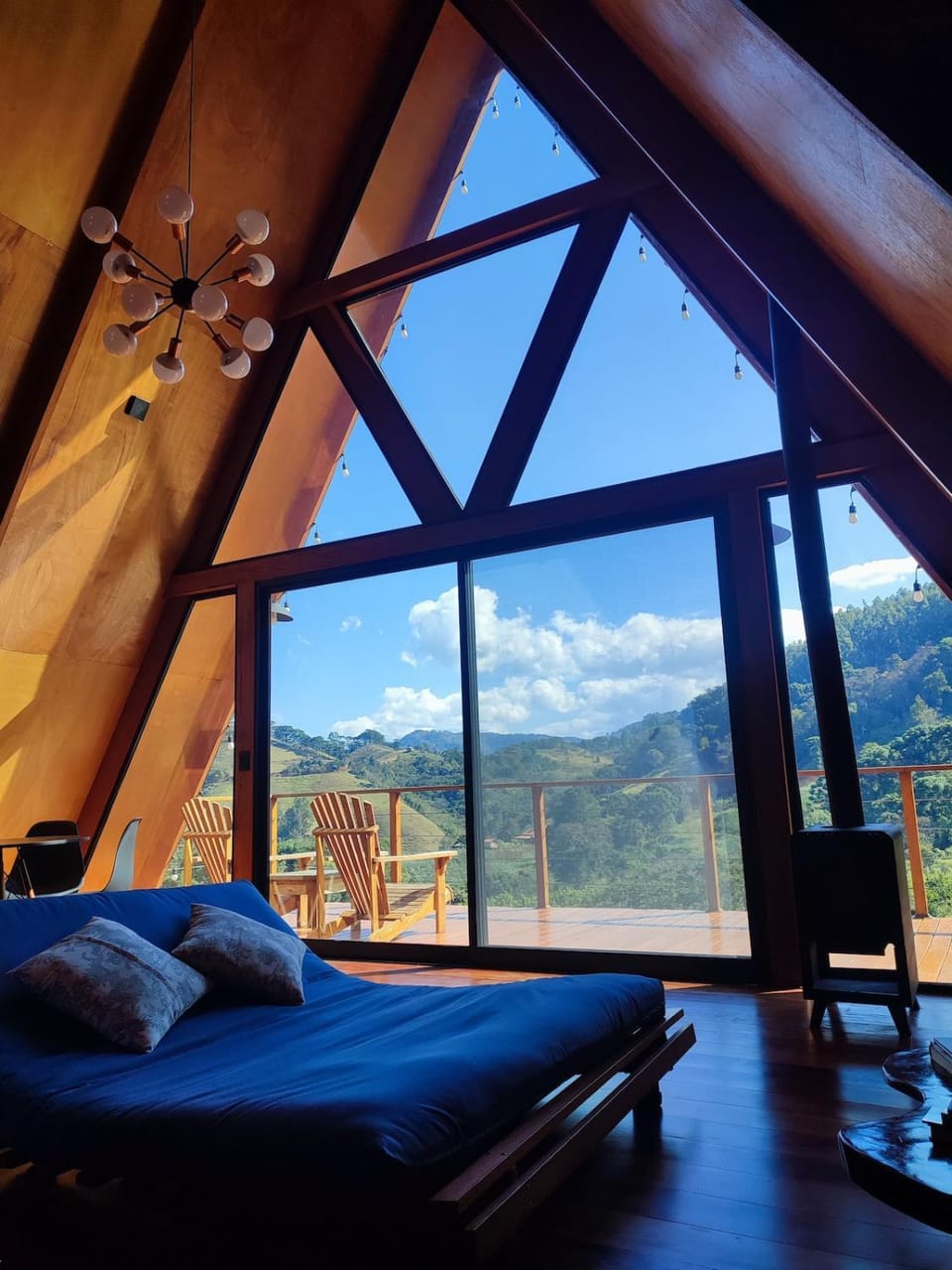 Cabanas Caipora - O melhor do turismo de experiência da Mantiqueira - vista, jacuzzi, lareira, 1h de Campos do Jordão, 3h de SP Chalet in State of São Paulo