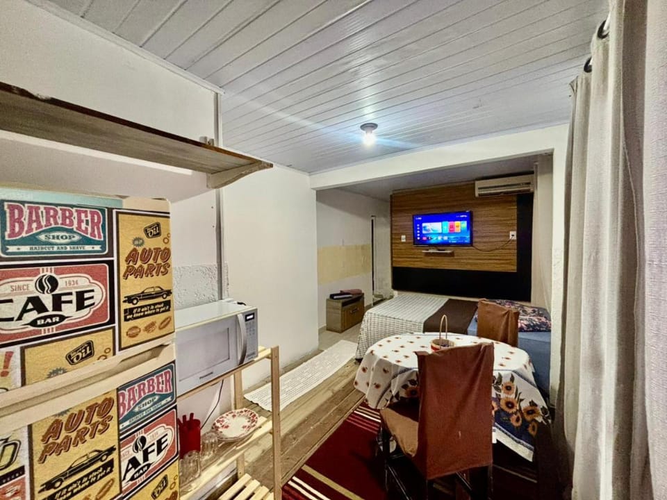 Quarto Equipado próximo as praias em Balneário Apartment in Balneário Camboriú