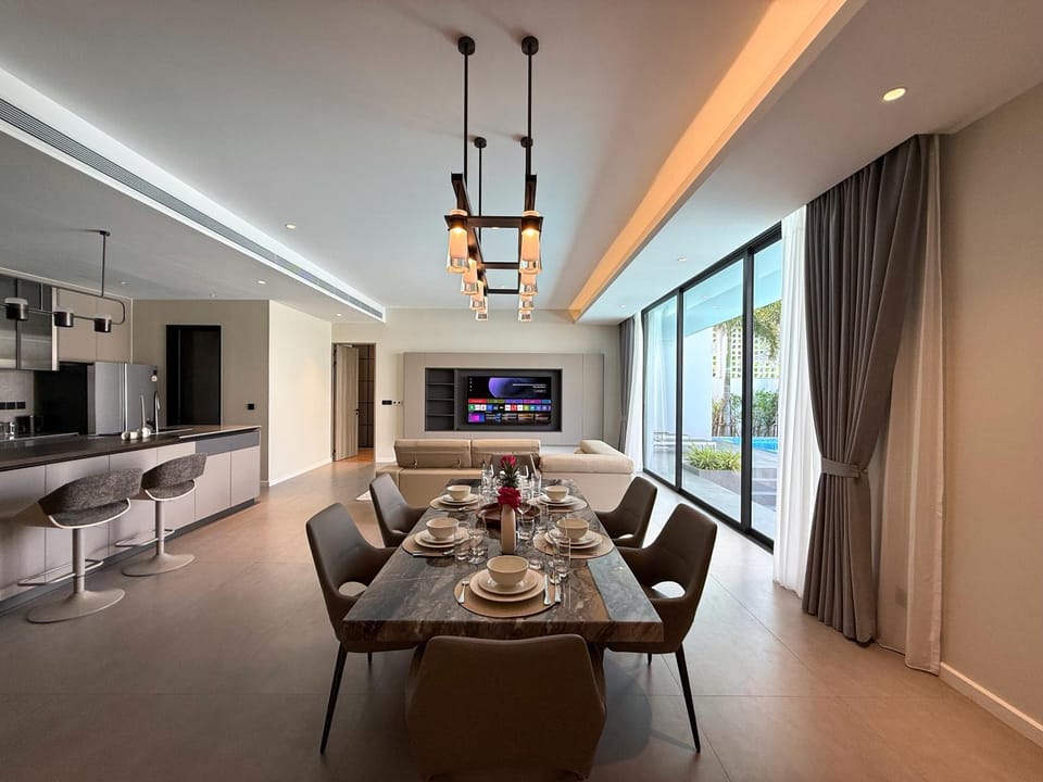 Communal lounge/ TV room, TV and multimedia, Kitchen or kitchenette, Living room, Seating area