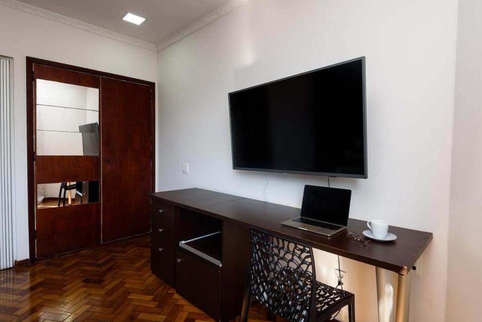 Amplo e reformado no Leblon! Praia e metrô Apartment in Rio de Janeiro