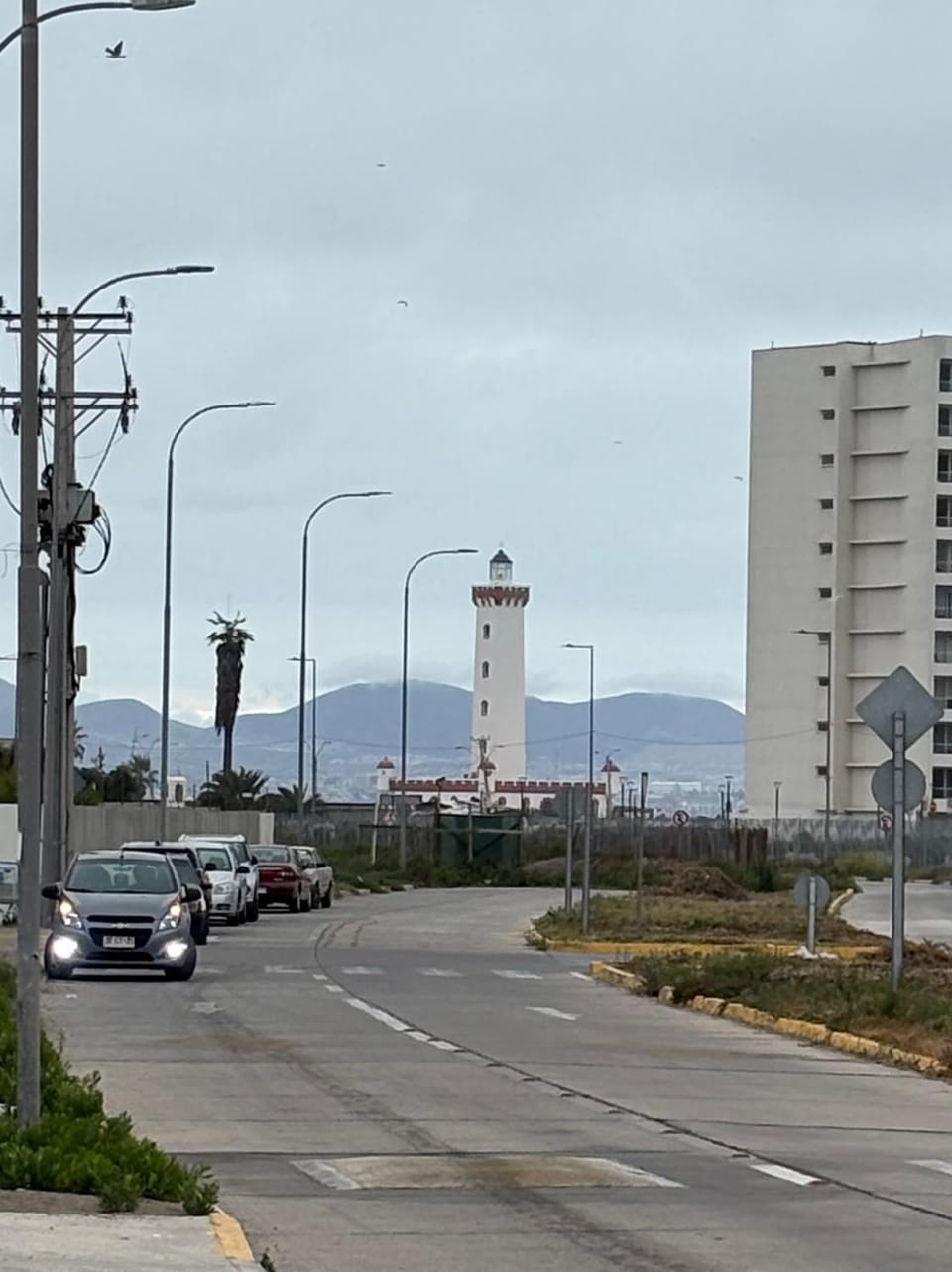 Neighbourhood, Location