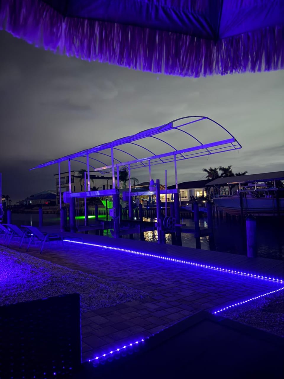 Oceanside 3BR with Private Pool & Boat Lift House in Cortez