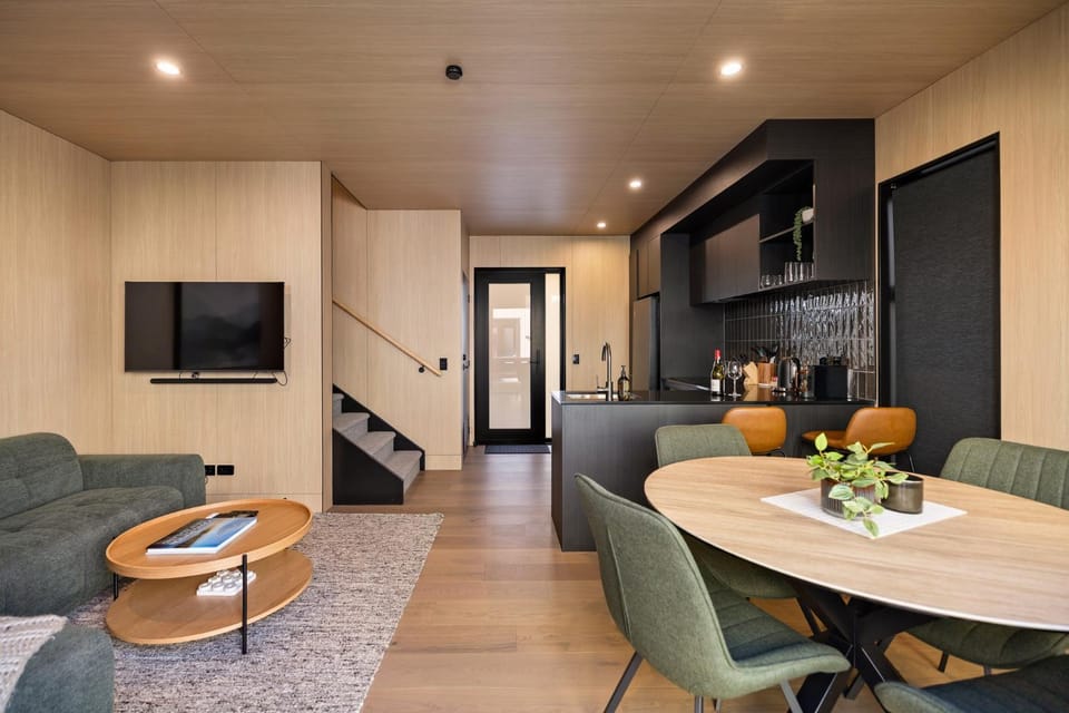 Kitchen or kitchenette, Living room, Dining area