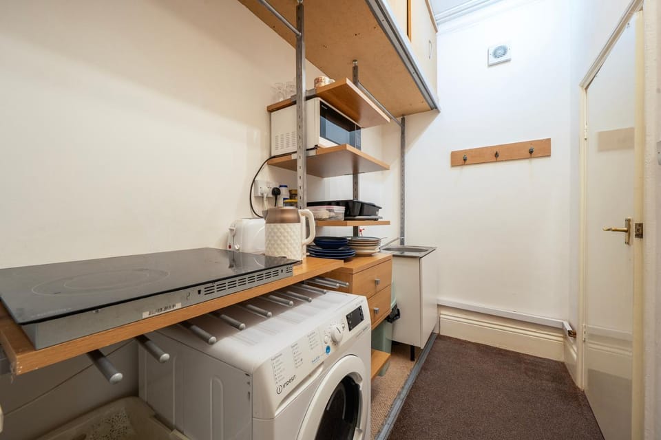 Apartment Sleeps 7 - Pets Free Parking & WiFi Apartment in Birmingham