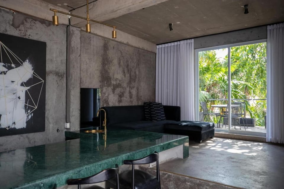 Stroberi - 2 Bedroom in the middle of Canggu Apartment in North Kuta