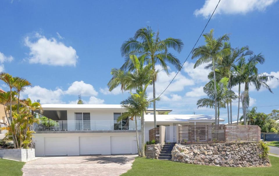 Property building, Garden view