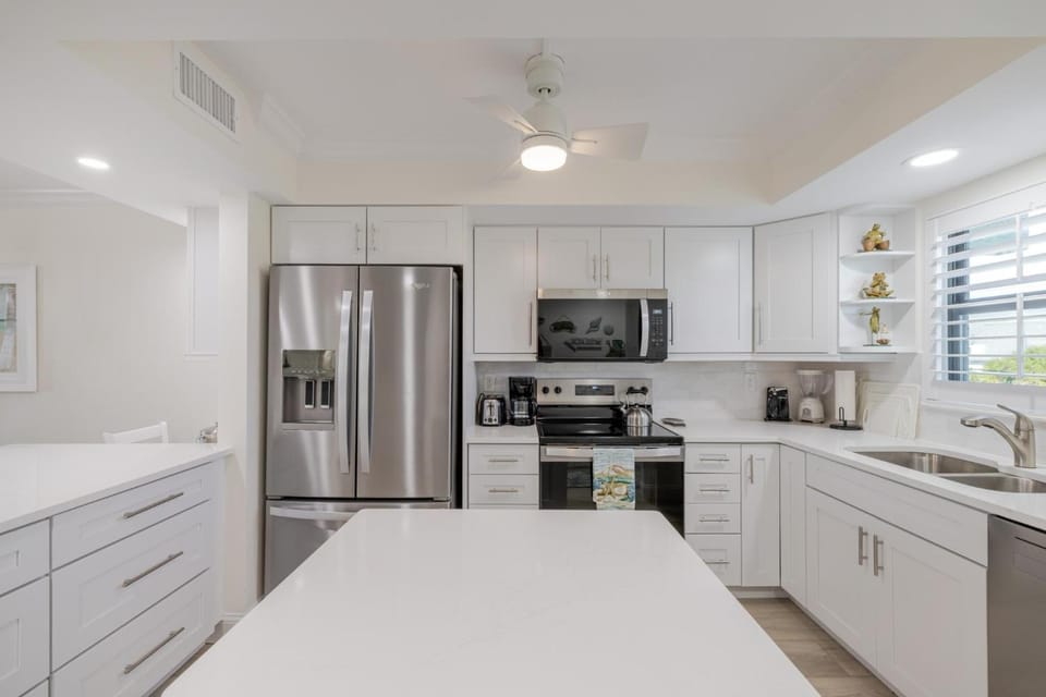 Sand Pointe 226 House in Sanibel Island