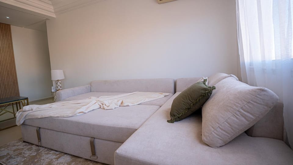 Living room, Bedroom