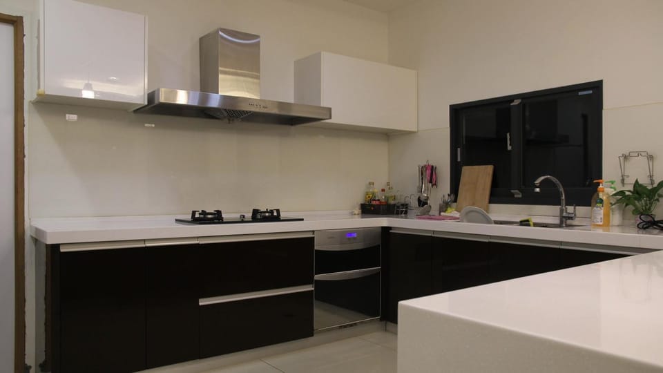 Kitchen or kitchenette, stove