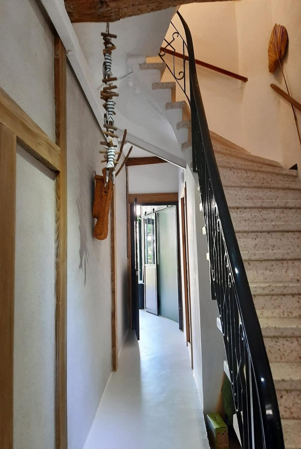 La Pomerolaise, Charmant appartement rénové dans une maison typique vigneronne Apartment in Marseillan