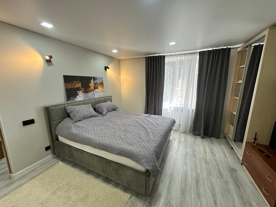 Уютная квартира в тихом районе Озеро в 10 минутах Apartment in Chișinău