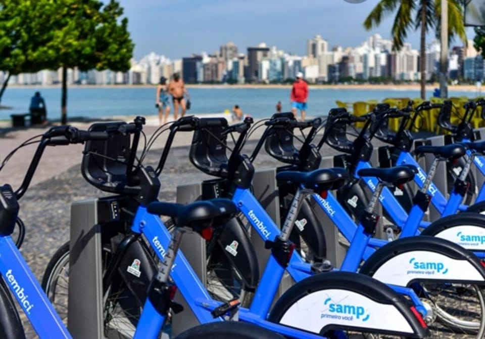 Apartamento Novo na Quadra da Praia de Itaparica com AR - WI-FI Apartment in Vila Velha