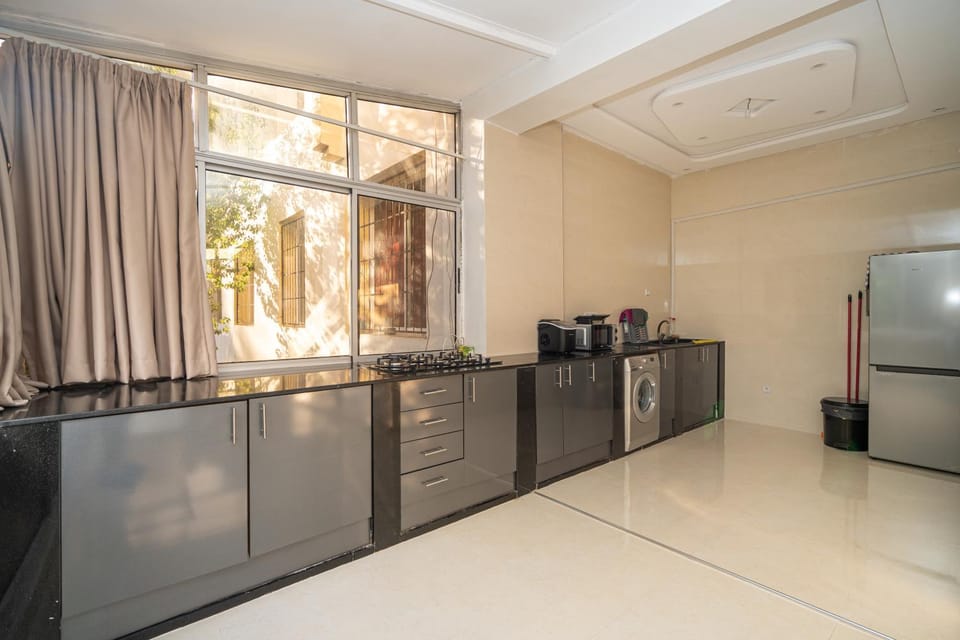 Kitchen or kitchenette, oven, stove