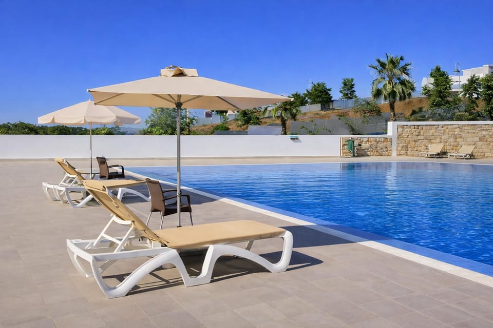 Pool view, Swimming pool