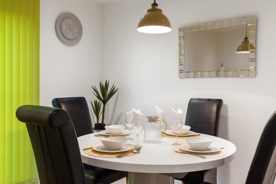 Khayat Homes - The Ford Apartment in Chelmsford