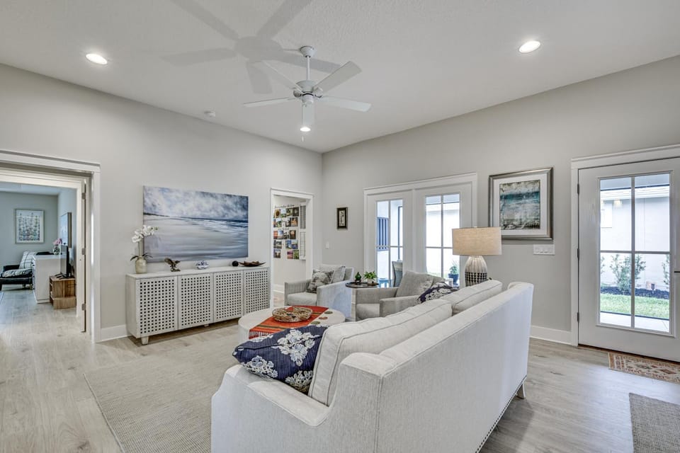 Beautiful Garden Villa with Golf Cart Option House in Wildwood