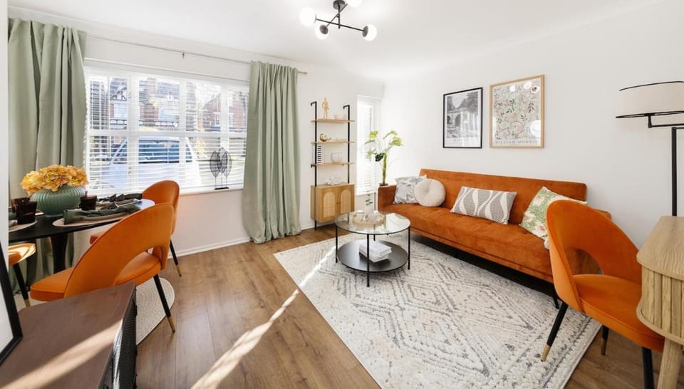 Unique 1 Bed Oxford Appartment with parking Apartment in Oxford