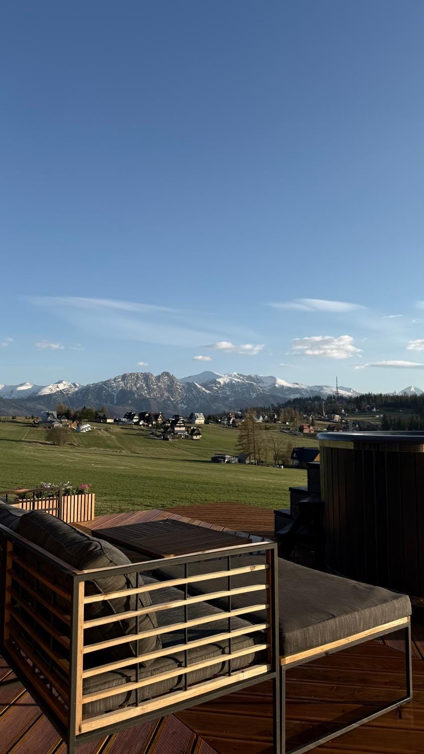 SkyView Wierch Private Jacuzzi Mountain View Chalet in Zakopane