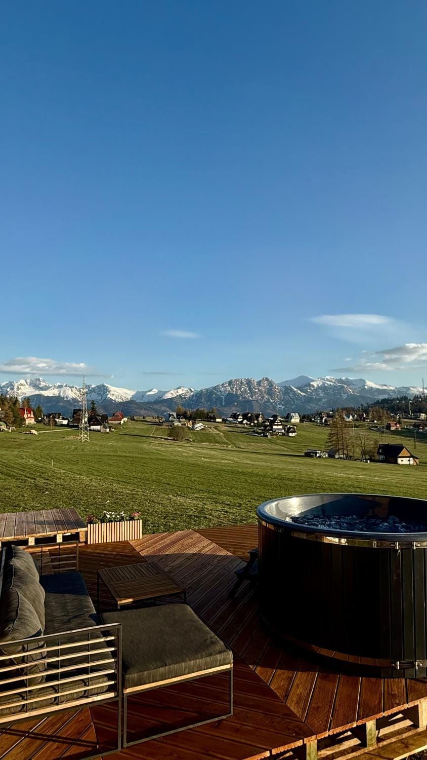 SkyView Wierch Private Jacuzzi Mountain View Chalet in Zakopane