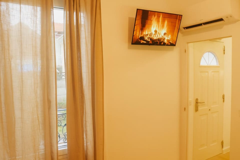 Studio cosy et moderne avec jardin, Le Villanova Apartment in Île-de-France