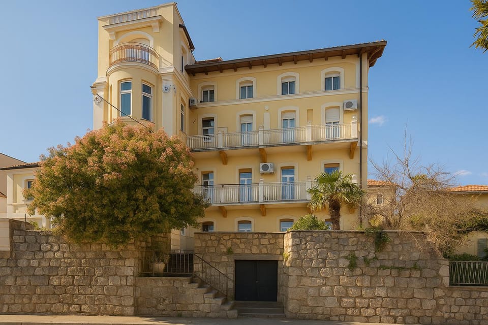 Property building, Day