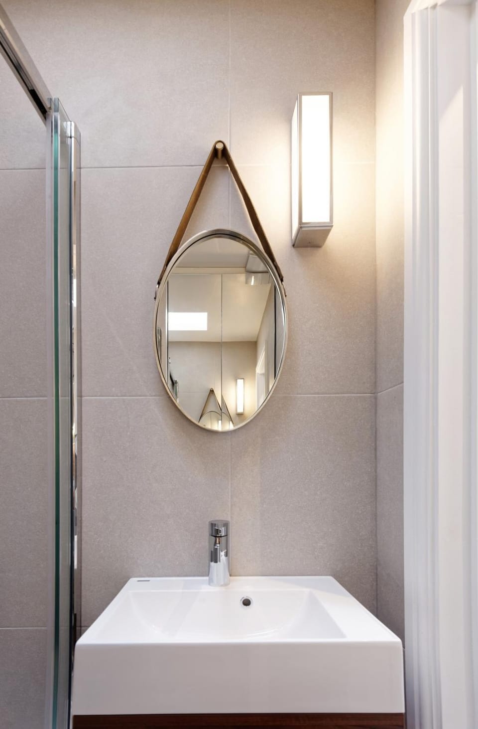 Private studio in premium street, 3 min to tube Apartment in City of Westminster