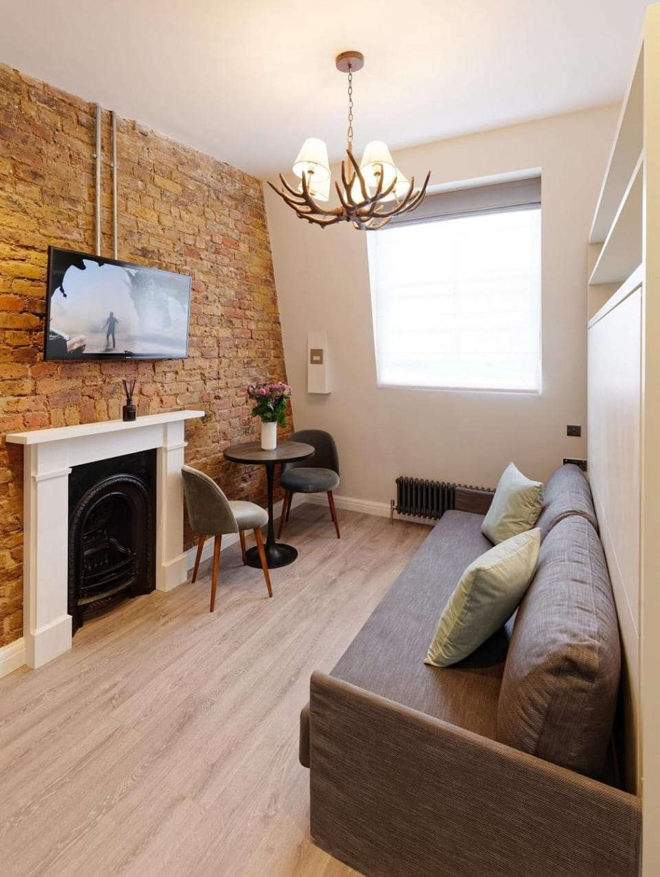 Private studio in premium street, 3 min to tube Apartment in City of Westminster