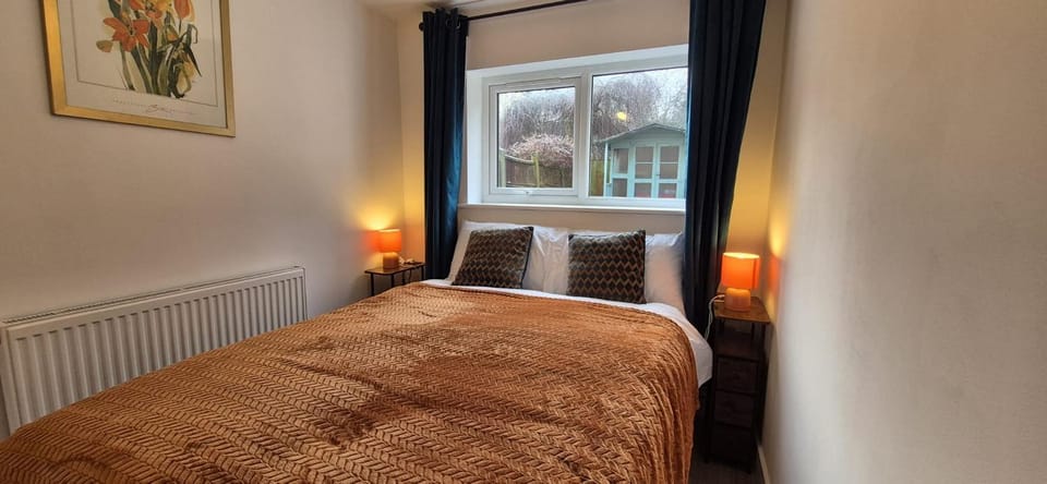 Honeysuckle House 4 Bed Countryside Stay Near Derbyshire House in Amber Valley